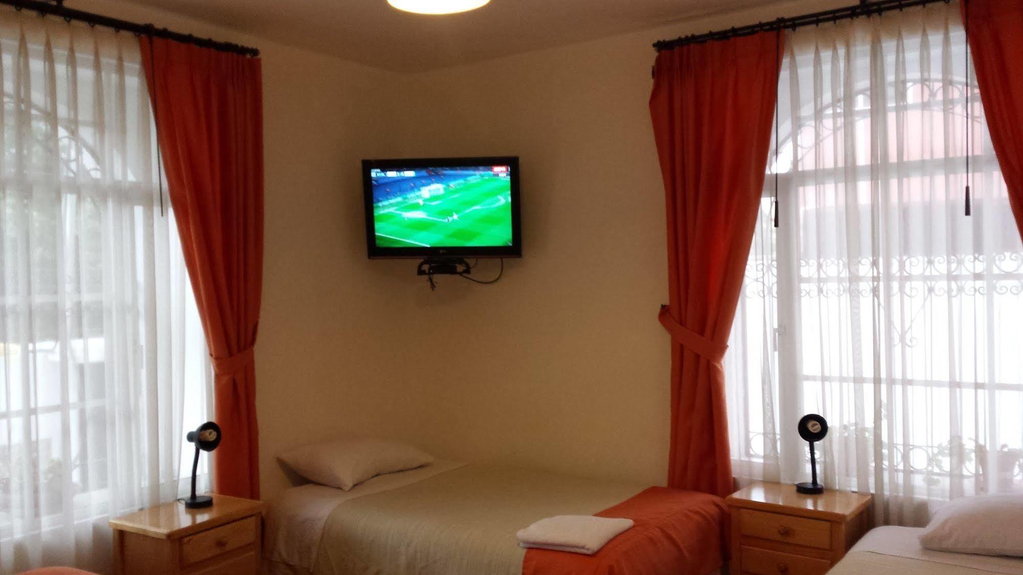 Hostal Heritage